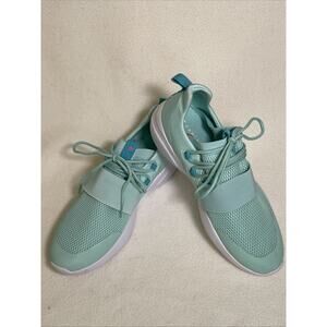 Fabletics Women's Zephyr Light Green Sneakers Sz 7.5